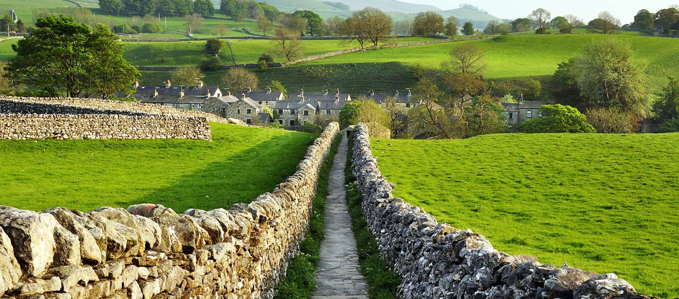 Footpath Grassington Craiglands Bed and breakfast gallery