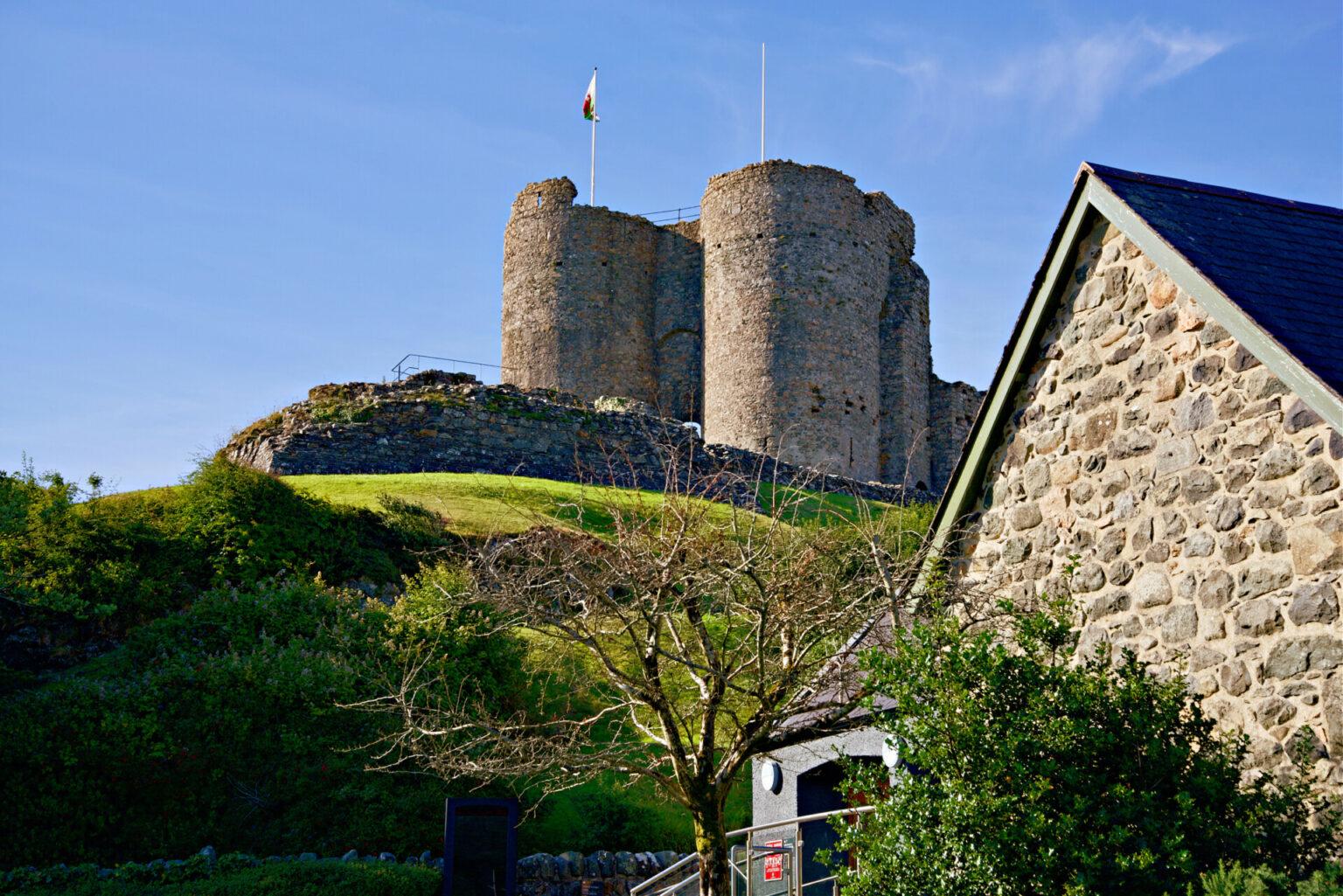 Porthyraur - family and dog-friendly self-catering accommodation The castle