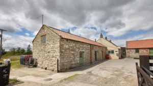 The Hayloft - Sleeps 6, 2 Bathrooms, 3 Bedrooms